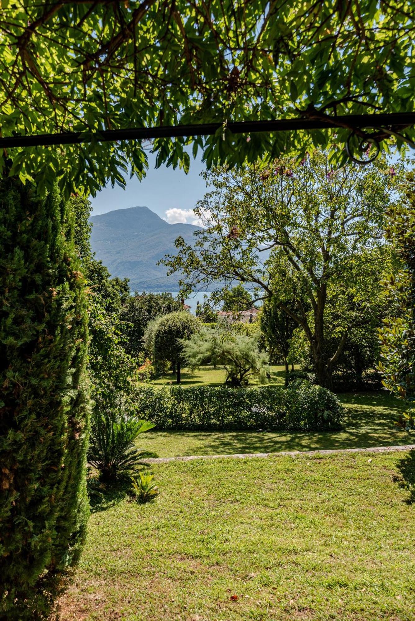 Flairhouse Parco Villa Gravedona Buitenkant foto